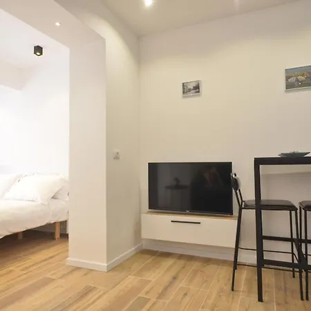Tirana Accommodation Apartment *