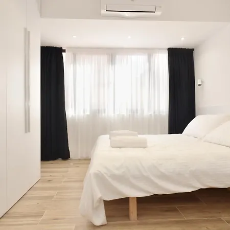 Tirana Accommodation *