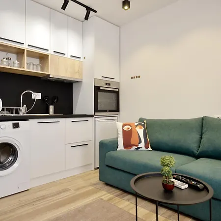 Tirana Accommodation *